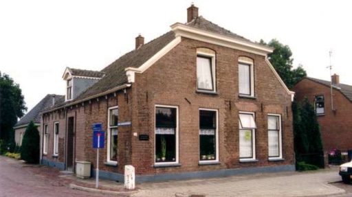 Voor meer informatie over een begrafenis of crematie vanuit Uitvaartcentrum in Dedemsvaart kunt u contact met Uitvaartzorg Salland opnemen.